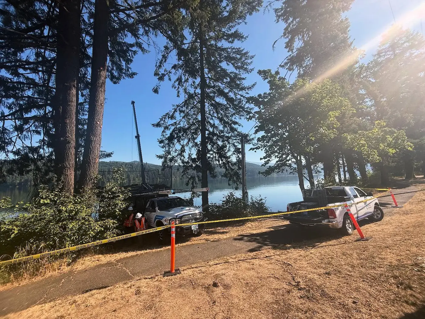 Emergency well pump service truck arriving at a home